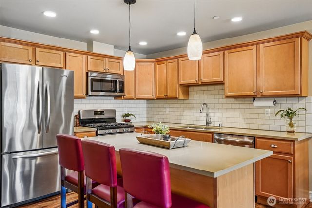 6546 Hunt Highlands Loop, Gig Harbor, WA 98335