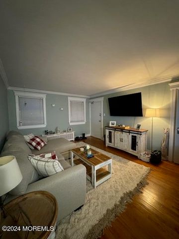 302 Deal Lake Drive 20, Asbury Park, NJ 07712