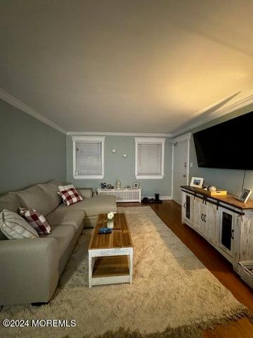 302 Deal Lake Drive 20, Asbury Park, NJ 07712