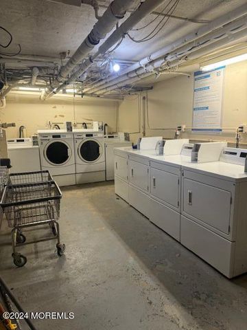 302 Deal Lake Drive 20, Asbury Park, NJ 07712