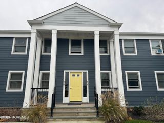 302 Deal Lake Drive 20, Asbury Park, NJ 07712