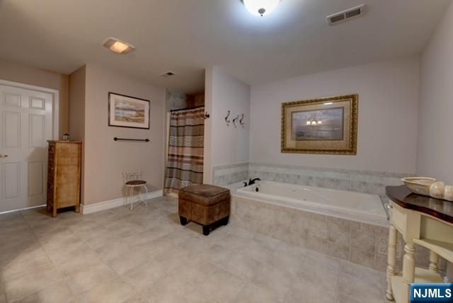 32 Dyer Road, Sussex, NJ 07461