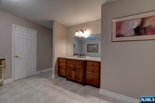 32 Dyer Road, Sussex, NJ 07461