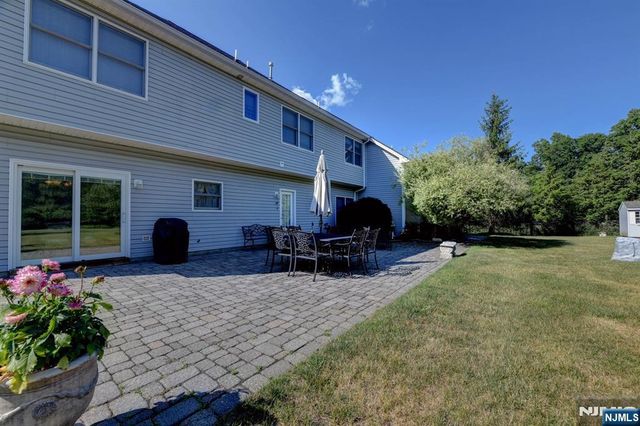 32 Dyer Road, Sussex, NJ 07461