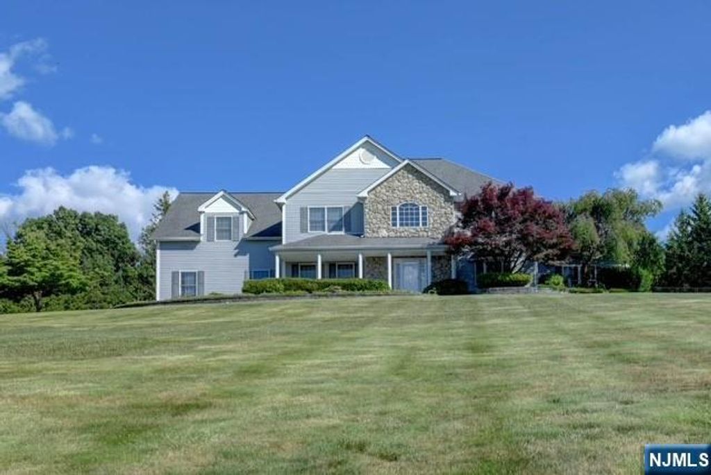 32 Dyer Road, Sussex, NJ 07461