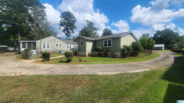 1440 HUEYTOWN ROAD, Hueytown, AL 35023
