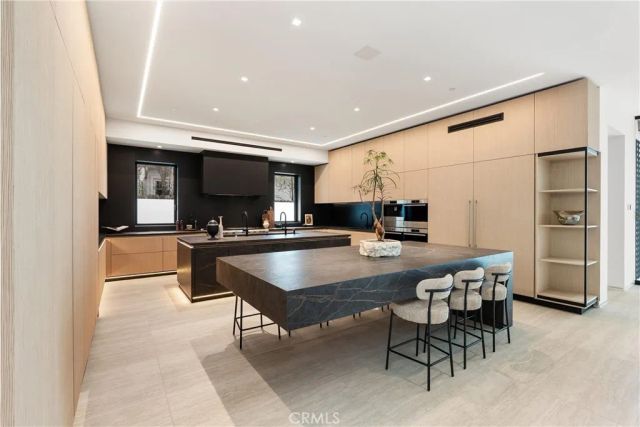412 Saint Andrews Road, Newport Beach, CA 92663