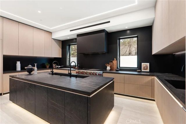 412 Saint Andrews Road, Newport Beach, CA 92663
