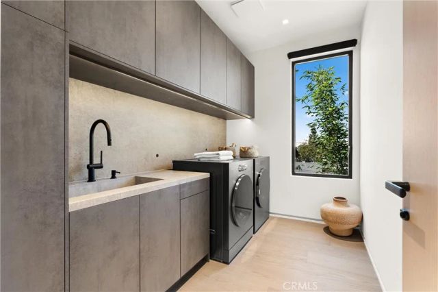 412 Saint Andrews Road, Newport Beach, CA 92663