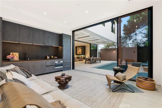 412 Saint Andrews Road, Newport Beach, CA 92663