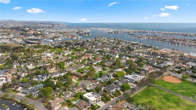 412 Saint Andrews Road, Newport Beach, CA 92663