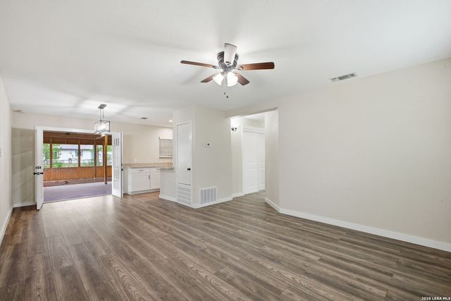 435 CREATH PL, San Antonio, TX 78221