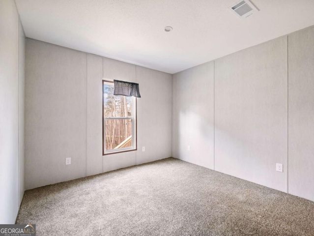 7668 Pea Ridge Road, Lula, GA 30554