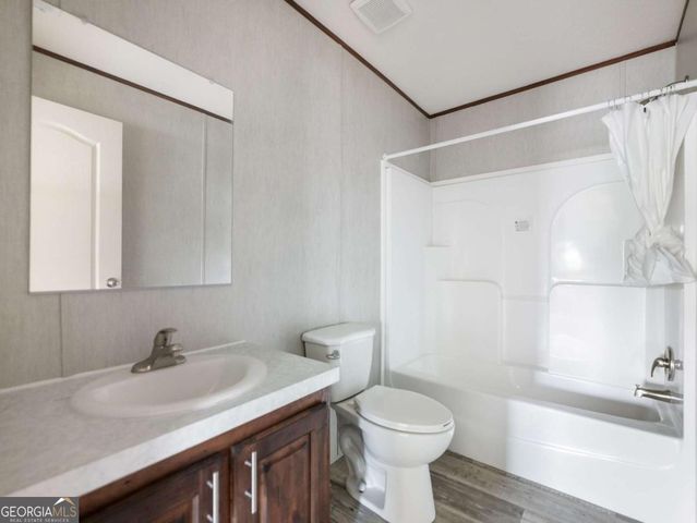 7668 Pea Ridge Road, Lula, GA 30554