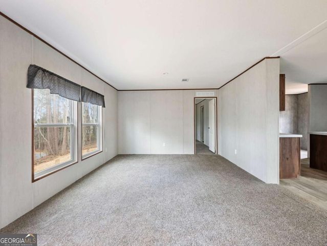 7668 Pea Ridge Road, Lula, GA 30554