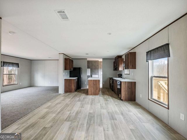 7668 Pea Ridge Road, Lula, GA 30554