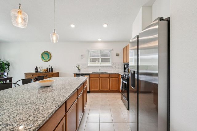 2635 WINDSOR LAKES Way, Green Cove Springs, FL 32043