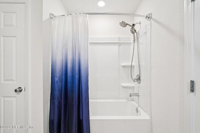 2635 WINDSOR LAKES Way, Green Cove Springs, FL 32043