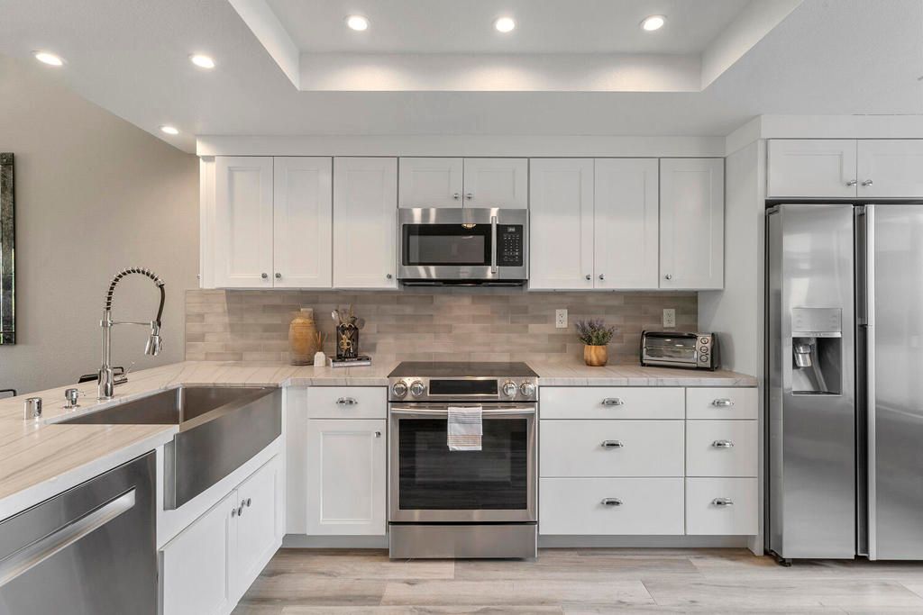 Image 16 of property listing at 234 Castellana S, Palm Desert, CA 92260
