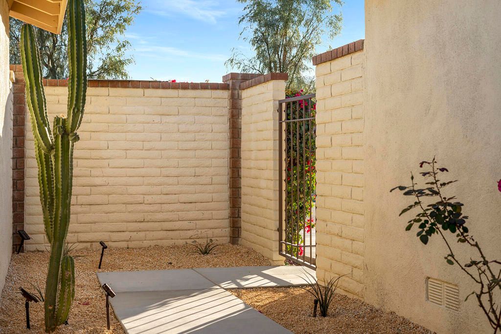 Image 36 of property listing at 234 Castellana S, Palm Desert, CA 92260