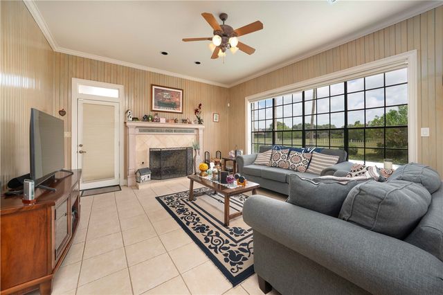 6210 Bourbonais Dr, Corpus Christi, TX 78414