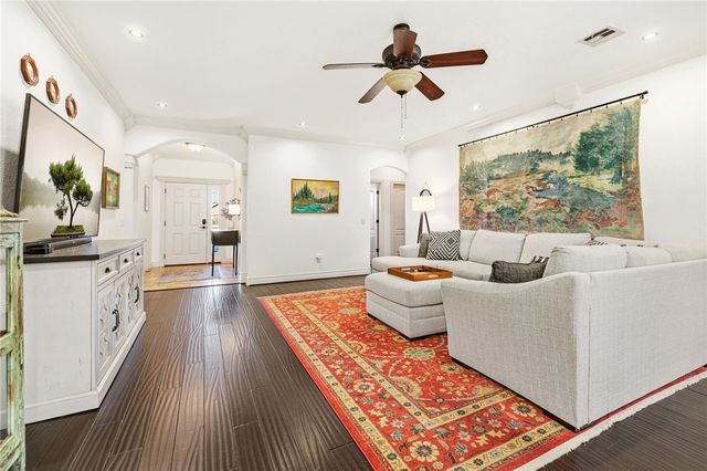 5021 Homespun Drive, Fayetteville, AR 72704