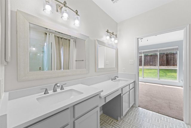 207 Deerpath Road, Hickory Creek, TX 75065