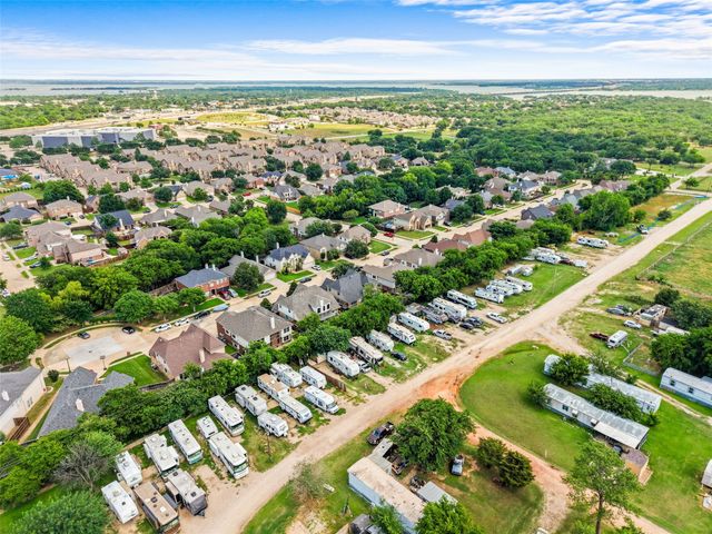 207 Deerpath Road, Hickory Creek, TX 75065