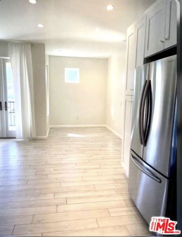 1654 Greenfield Avenue 301, Los Angeles, CA 90025