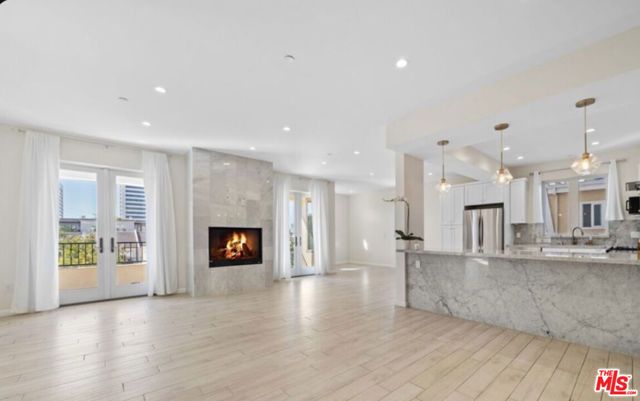 1654 Greenfield Avenue 301, Los Angeles, CA 90025