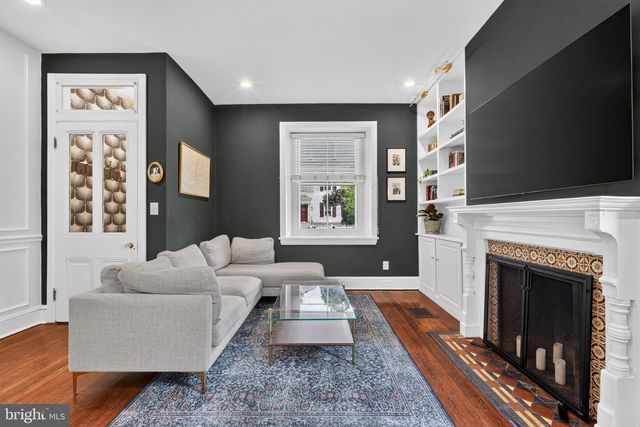 48 W HIGHLAND AVE, Philadelphia, PA 19118