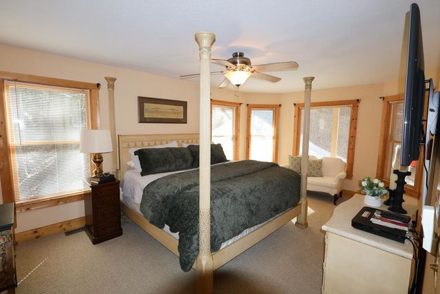 143 Hidden Lake Circle, Ellijay, GA 30536