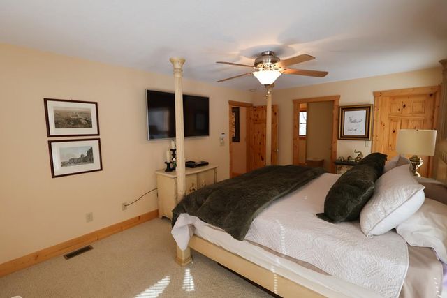 143 Hidden Lake Circle, Ellijay, GA 30536