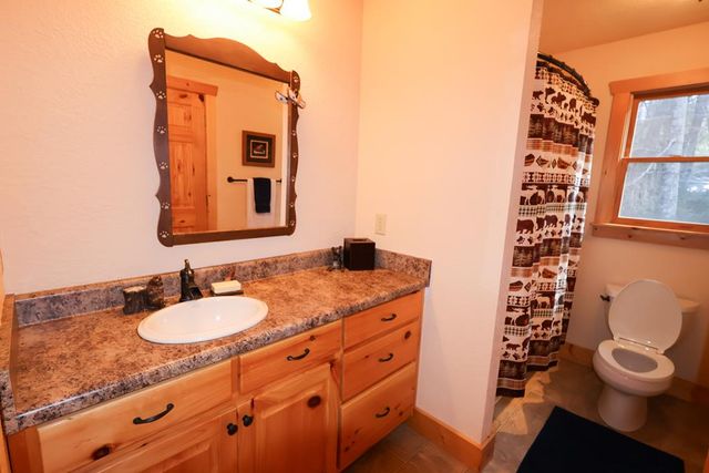 143 Hidden Lake Circle, Ellijay, GA 30536