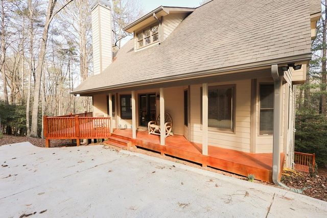 143 Hidden Lake Circle, Ellijay, GA 30536