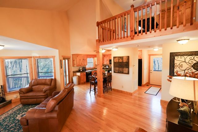 143 Hidden Lake Circle, Ellijay, GA 30536