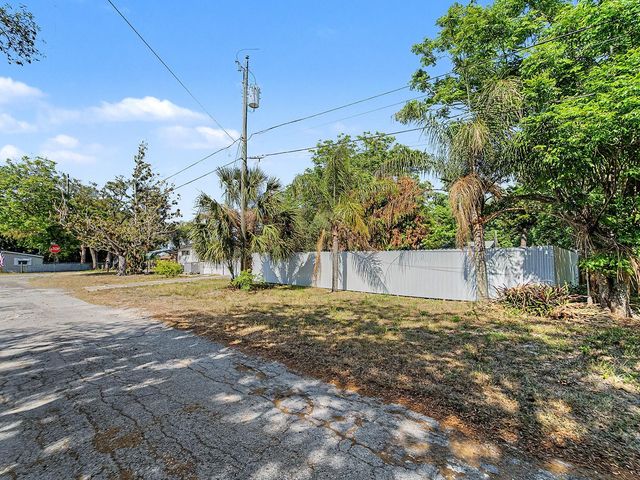 7708 MARYLAND AVENUE, Hudson, FL 34667
