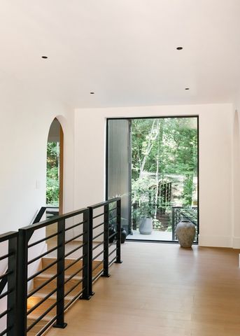 66 Mountain Tops Circle, Blue Ridge, GA 30513