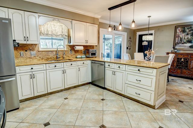 9154 Clubhouse Drive, Foley, AL 36535