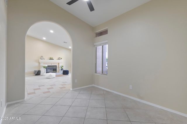 8823 E FLORIADE Drive, Scottsdale, AZ 85260