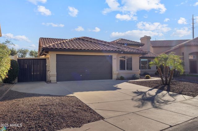 8823 E FLORIADE Drive, Scottsdale, AZ 85260