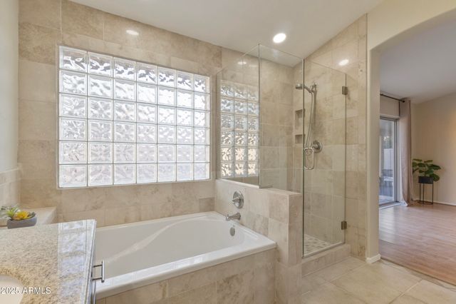 8823 E FLORIADE Drive, Scottsdale, AZ 85260