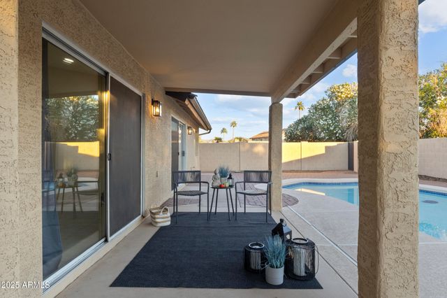 8823 E FLORIADE Drive, Scottsdale, AZ 85260