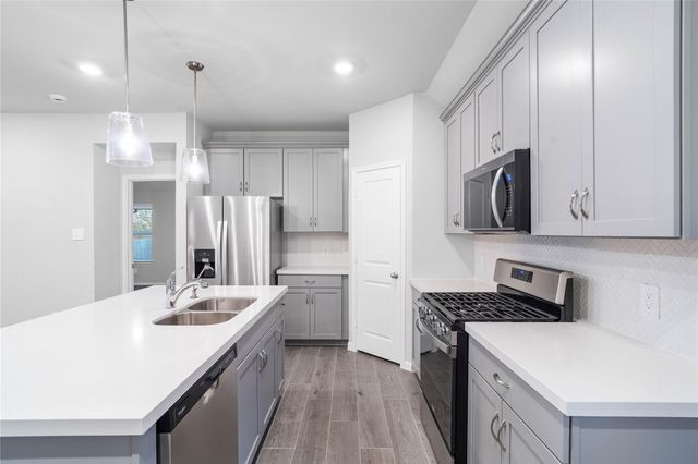 19564 Stripe Hill Bend, Montgomery, TX 77316