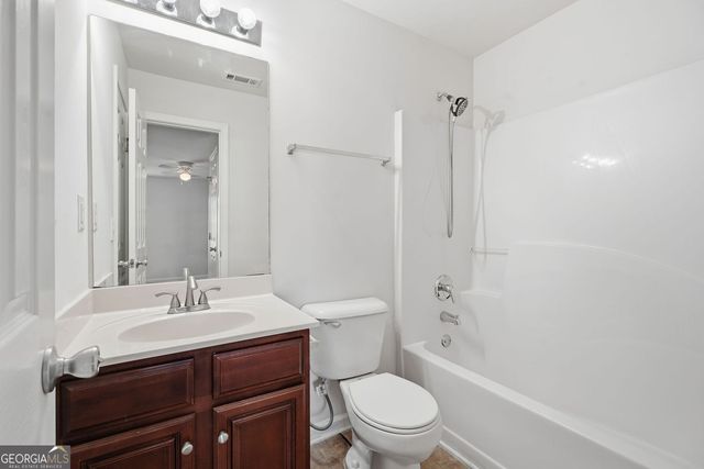 5678 Washakie Point, Ellenwood, GA 30294