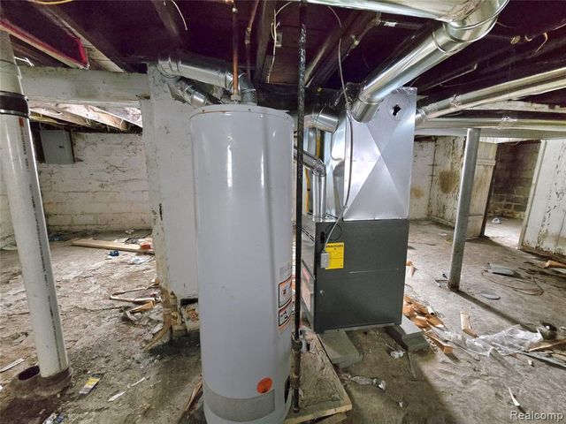 13544 Hasse Street, Hamtramck, MI 48212