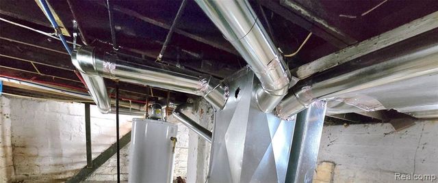 13544 Hasse Street, Hamtramck, MI 48212