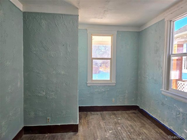 13544 Hasse Street, Hamtramck, MI 48212