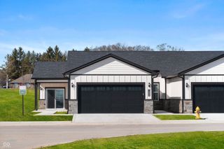 46 Cypress Drive, Franklin, IN 46131