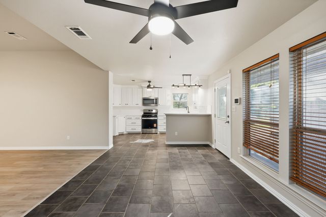 8875 Fm 2450, Sanger, TX 76266